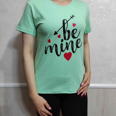 t shirt bemine02 model 400x400 - تیشرت زنانه طرح be mine کد02