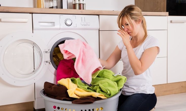 Reasons for clothes smelling after washing - صفحه اصلی
