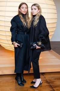 16 Ashley and Mary Kate Olsenwith minimal style 199x300 - استایل مینیمال چیست؟