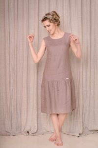 10 Drop Waist Dress 200x300 - انواع لباس زنانه بلند